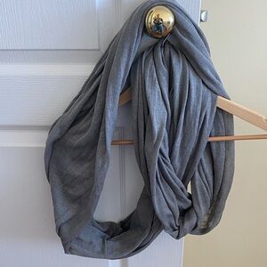 Aldo Elegant Gray Knit Scarf
